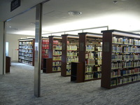 Open−shelf Books 3